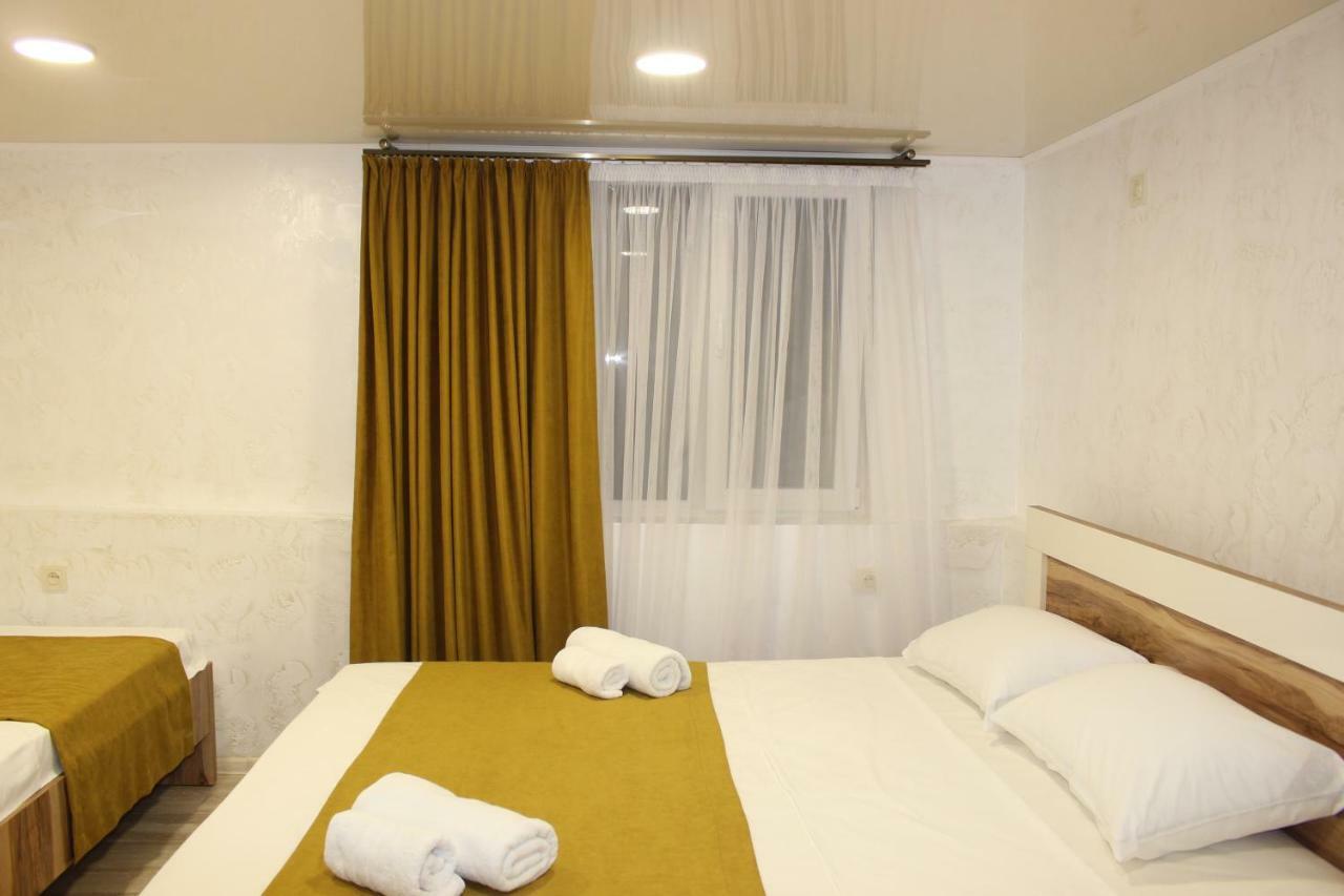 Greenview Guesthouse Batumi Ngoại thất bức ảnh